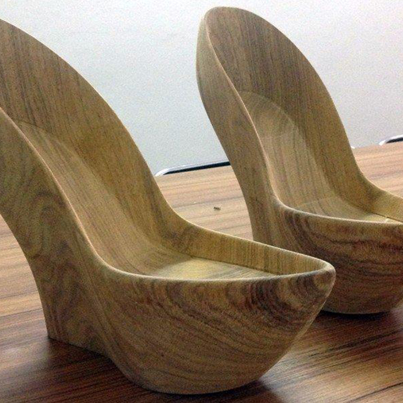 优质工艺品定制木质高跟鞋设计
